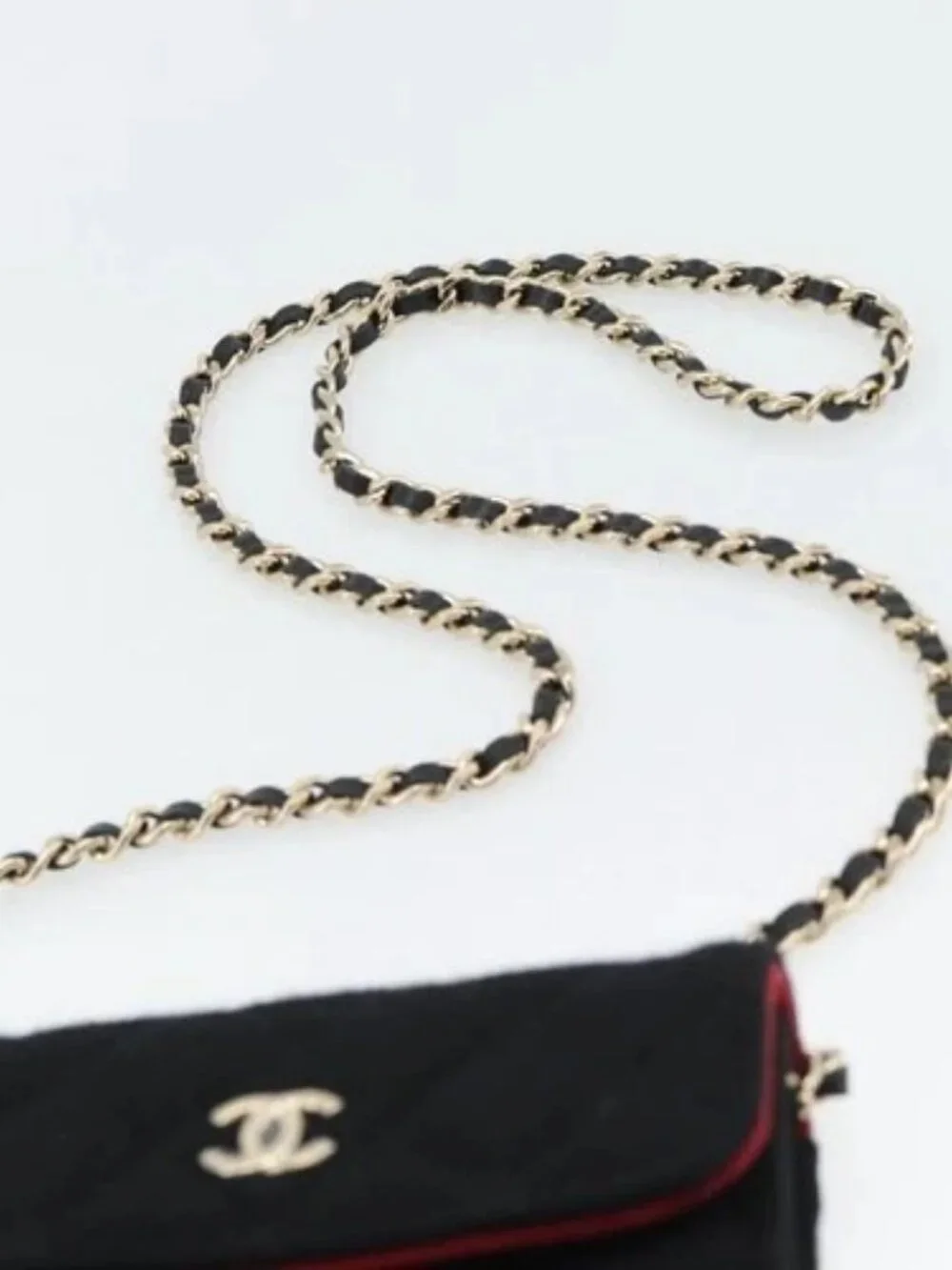 CHANEL brand	chanel color	black